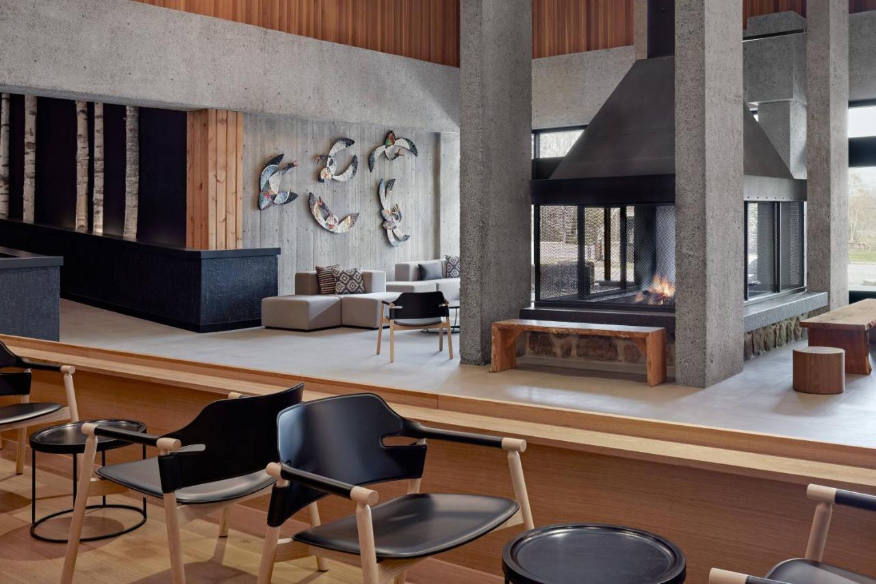 Delta Hotels By Marriott Mont Sainte-Anne, Resort & Convention Center Beaupre Bagian luar foto