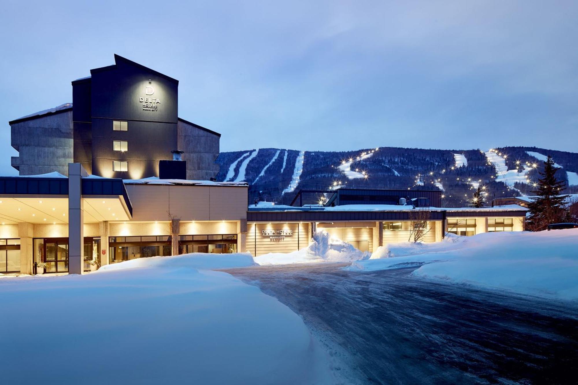 Delta Hotels By Marriott Mont Sainte-Anne, Resort & Convention Center Beaupre Bagian luar foto