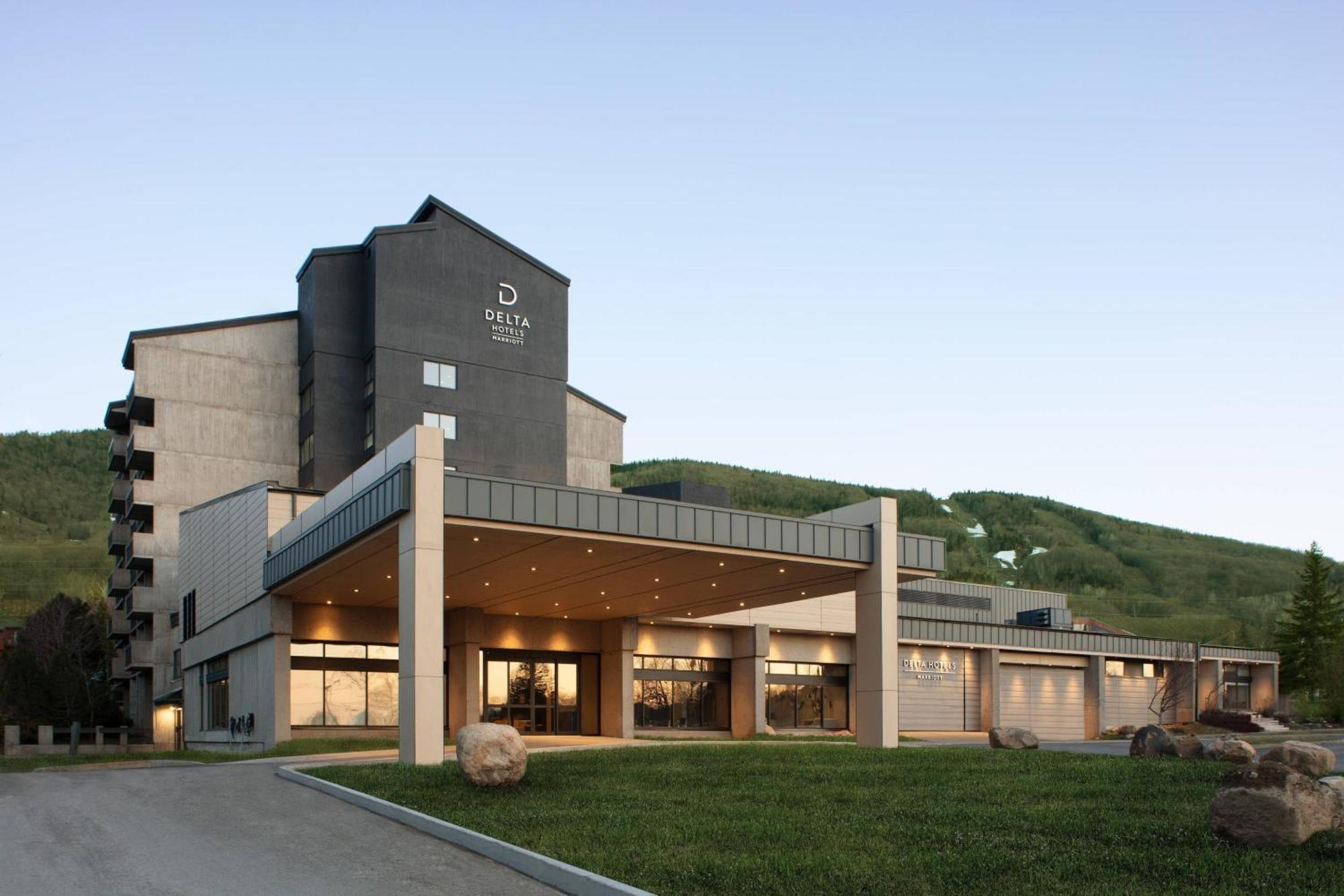 Delta Hotels By Marriott Mont Sainte-Anne, Resort & Convention Center Beaupre Bagian luar foto