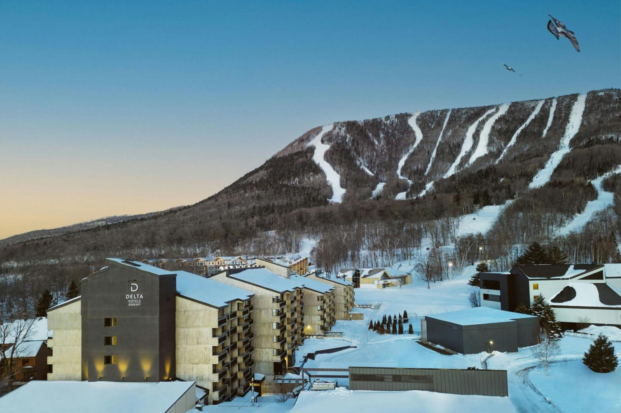 Delta Hotels By Marriott Mont Sainte-Anne, Resort & Convention Center Beaupre Bagian luar foto